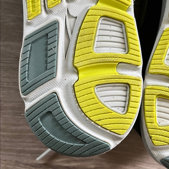 Altra Torin 4.5 (Plush) size 11 - Picture 10 of 13